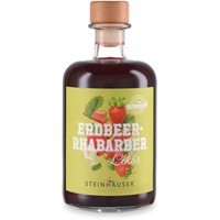 Erdbeer-Rhabarber Likör in der Apothekerflasche