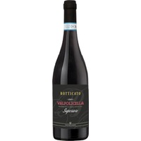 Cantina di Soave Valpolicella Superiore DOC Cuvee aus Corvina, Veronese, Rondinella, Molinara, Negrara, Barbera, Sangiovese