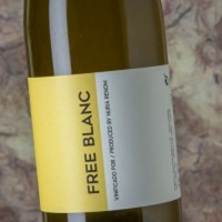 Nuria Renom Free Blanc
