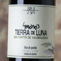 4 monos Tierra de Luna