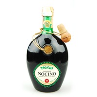 Nusslik?r Nocino Toschi